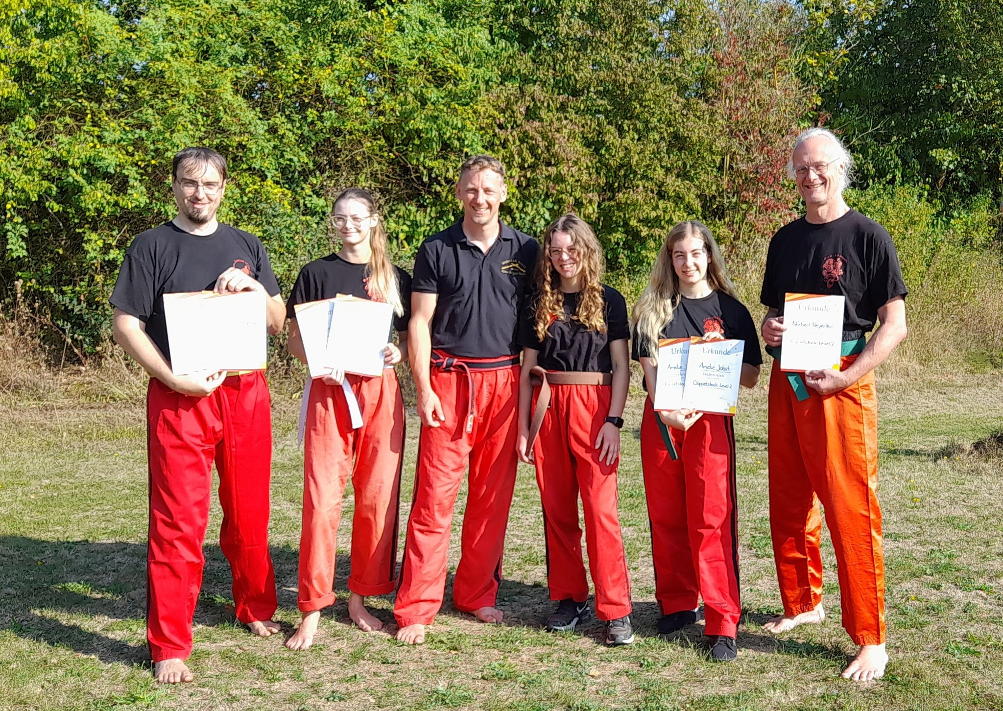 Modern Arnis Sommercamp und erfolgreiche Prüfungen Modern Arnis Sommercamp und erfolgreiche Prüfungen